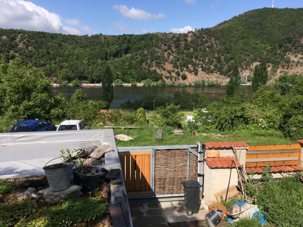 Апартаменты Na Vyhlidce Vrane nad Vltavou Экстерьер фото